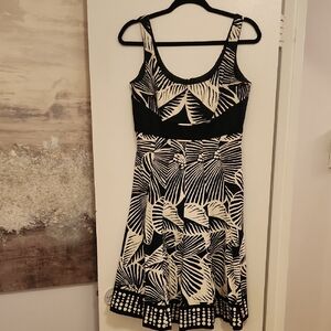 Nine West Black & Cream Tropical-Print Midi Dress
